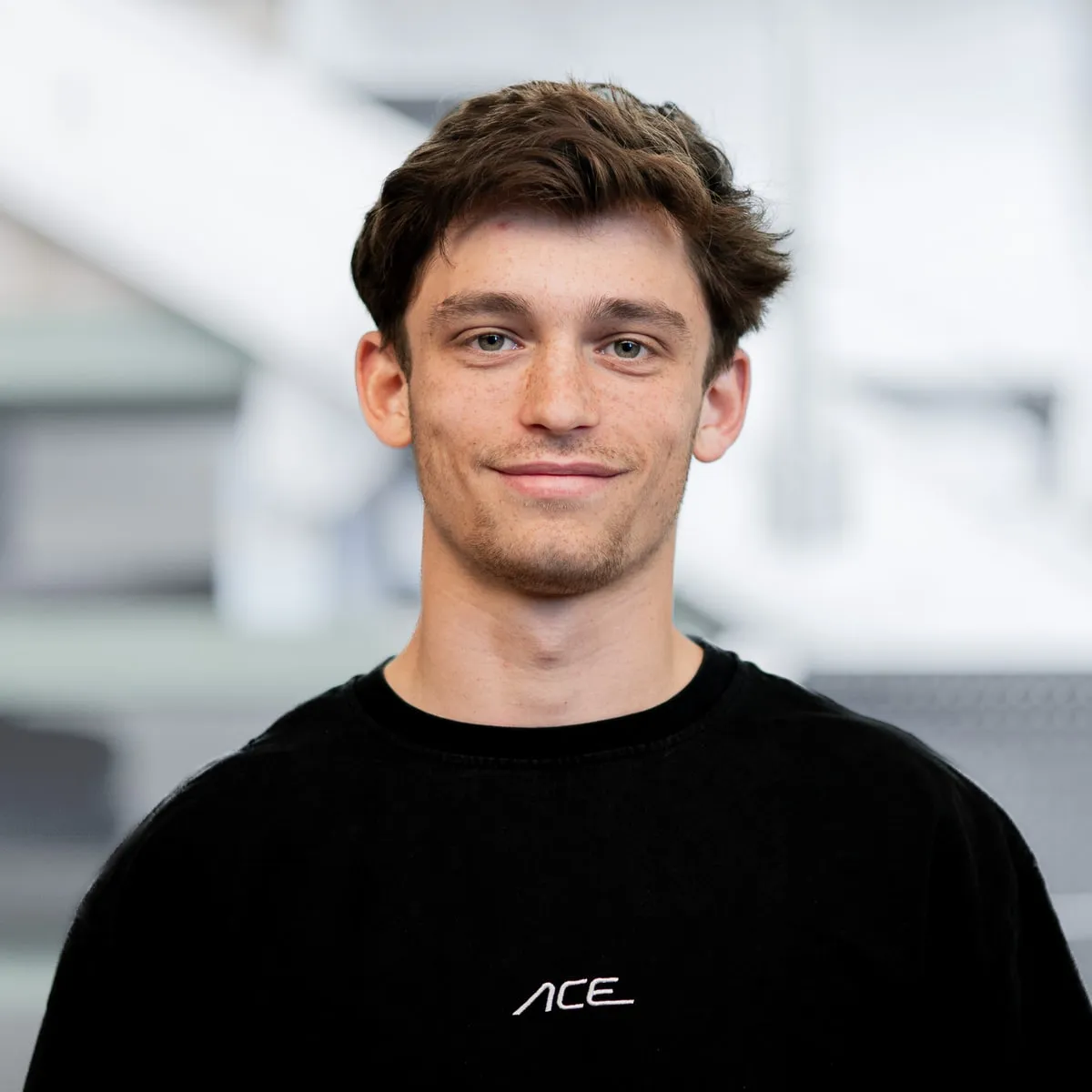 Elia Holzer